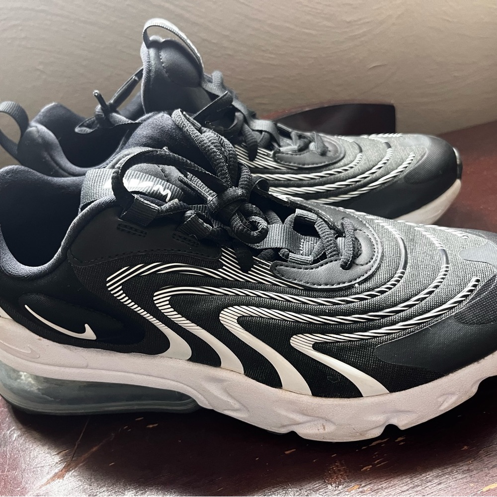 Nike Air Max 270 React ENG GS